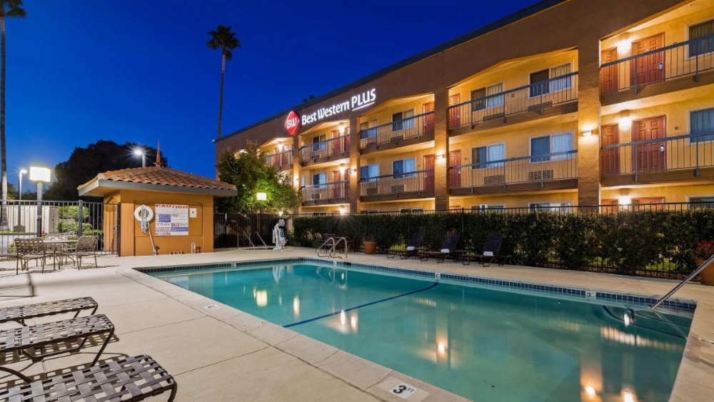 Best Western Plus Pleasanton Inn Image 13